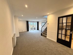 Photo 7- click for photo gallery